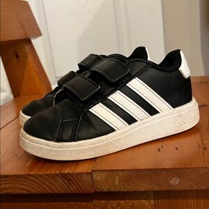 🥥HOLD🥥ADIDAS Kids Black Sneakers with White Stripes - Velcro Closure